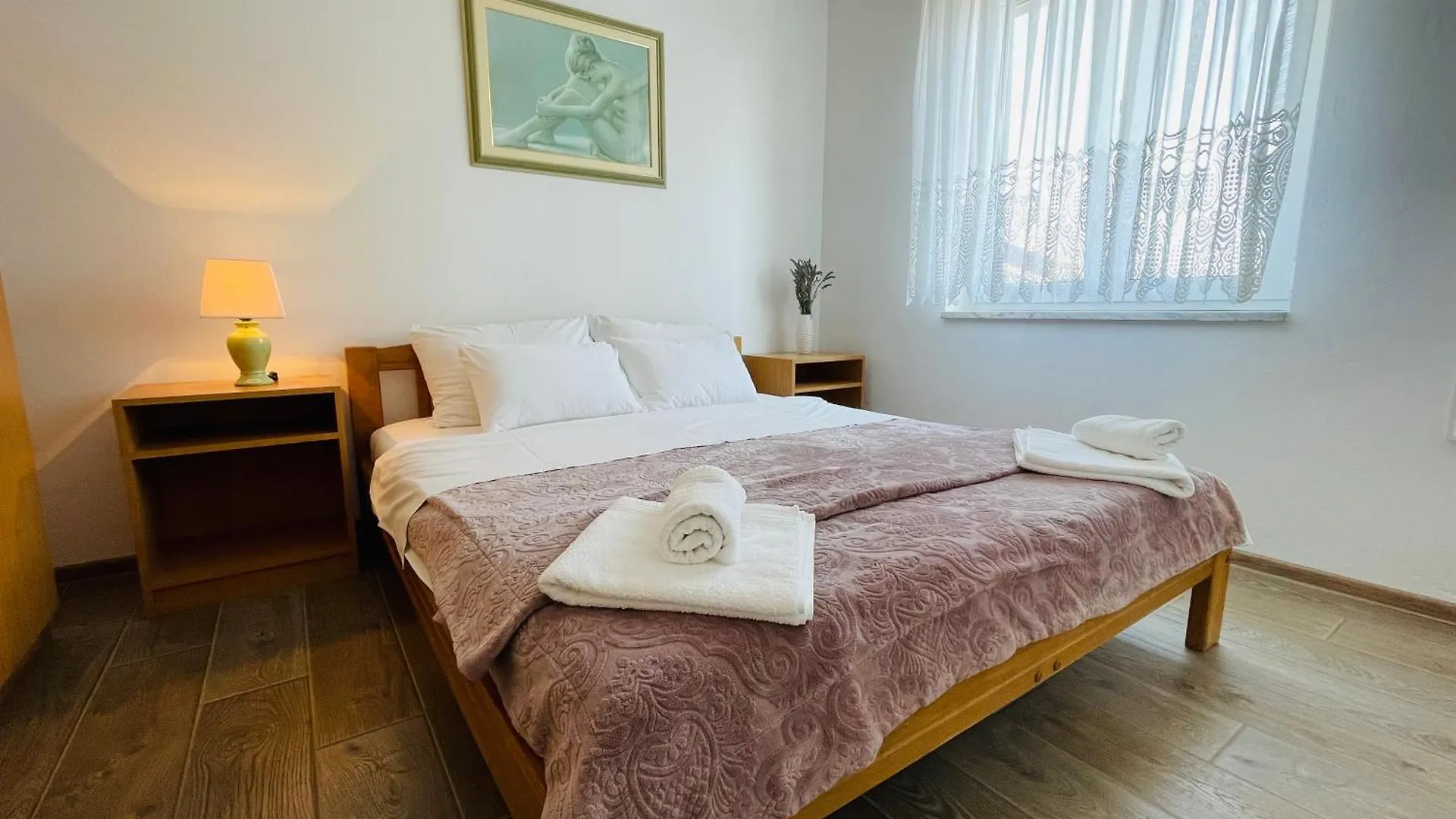 Апартаменты Apartmani Mare Domus, Мандре